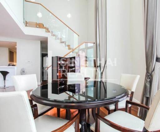 For SALE : Bright Sukhumvit 24 / 3 Bedroom / 3 Bathrooms / 190 sqm / 34880000 THB [4634303]