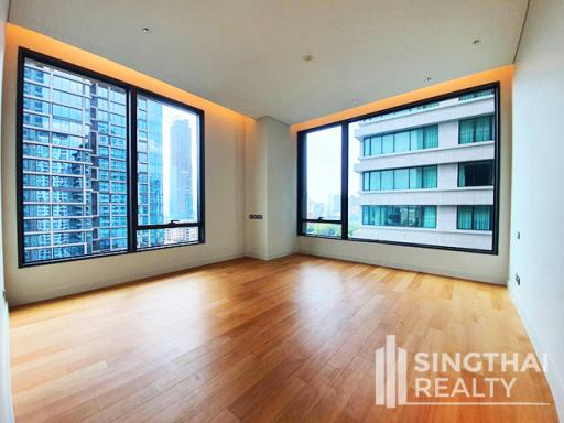 For SALE : Sindhorn Residence / 2 Bedroom / 2 Bathrooms / 141 sqm / 35000000 THB [8561346]