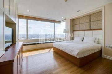 For SALE : Watermark Chaophraya / 3 Bedroom / 3 Bathrooms / 226 sqm / 35000000 THB [8918876]