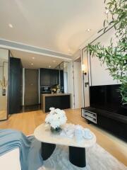 For SALE : 28 Chidlom / 2 Bedroom / 2 Bathrooms / 89 sqm / 36000000 THB [S11330]