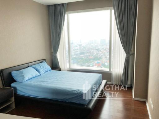 For SALE : Menam Residences / 3 Bedroom / 4 Bathrooms / 161 sqm / 37500000 THB [5621438]