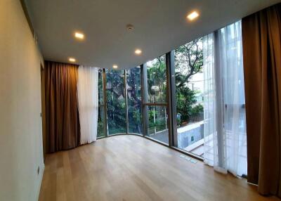 For SALE : Ashton Residence 41 / 3 Bedroom / 3 Bathrooms / 135 sqm / 37900000 THB [S10723]