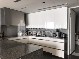 For SALE : The Met / 3 Bedroom / 3 Bathrooms / 194 sqm / 38000000 THB [4123574]