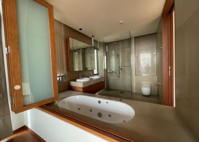 For SALE : The Sukhothai Residences / 2 Bedroom / 2 Bathrooms / 120 sqm / 38500000 THB [10748826]