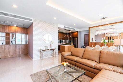 For SALE : Menam Residences / 3 Bedroom / 3 Bathrooms / 161 sqm / 39680000 THB [7654059]