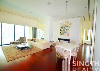 For SALE : Le Raffine Jambu Dvipa Sukhumvit 39 / 2 Bedroom / 3 Bathrooms / 237 sqm / 41500000 THB [6246623]