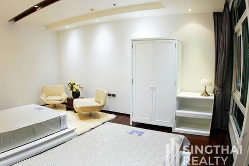 For SALE : The Height / 4 Bedroom / 4 Bathrooms / 277 sqm / 42000000 THB [8864136]