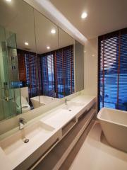 For SALE : Vittorio / 2 Bedroom / 3 Bathrooms / 103 sqm / 44000000 THB [6509669]
