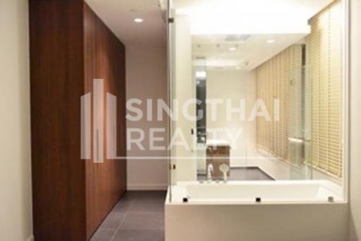 For SALE : 185 Rajadamri / 2 Bedroom / 2 Bathrooms / 109 sqm / 44500000 THB [3800621]