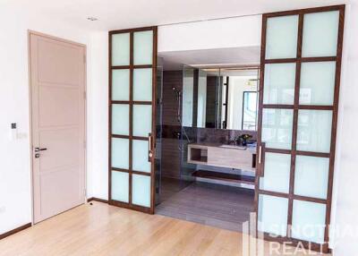 For SALE : House Phrakanong / 4 Bedroom / 5 Bathrooms / 591 sqm / 47000000 THB [6572496]