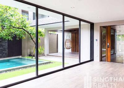 For SALE : House Phrakanong / 4 Bedroom / 5 Bathrooms / 591 sqm / 47000000 THB [6572496]