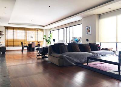 For SALE : Le Raffine Sukhumvit 24 / 3 Bedroom / 4 Bathrooms / 373 sqm / 50000000 THB [6730209]