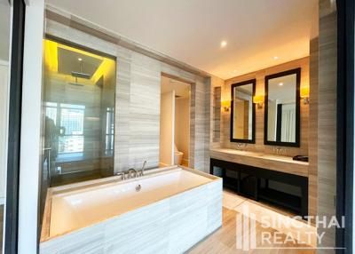 For SALE : Athenee Residence / 4 Bedroom / 4 Bathrooms / 216 sqm / 54000000 THB [8633965]