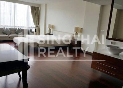 For SALE : Le Raffine Jambunuda Sukhumvit 31 / 3 Bedroom / 3 Bathrooms / 381 sqm / 55000000 THB [4133795]