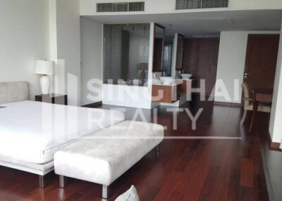 For SALE : Le Raffine Jambunuda Sukhumvit 31 / 3 Bedroom / 3 Bathrooms / 381 sqm / 55000000 THB [4133795]