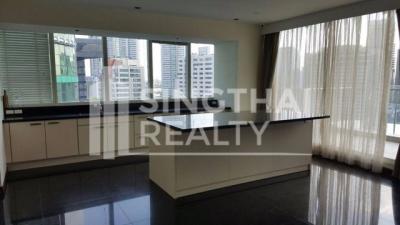 For SALE : Le Raffine Jambunuda Sukhumvit 31 / 3 Bedroom / 3 Bathrooms / 381 sqm / 55000000 THB [4133795]