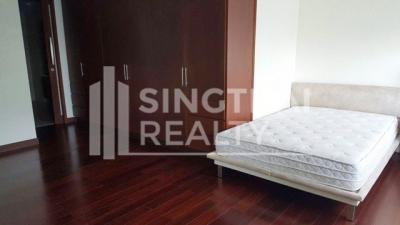 For SALE : Le Raffine Jambunuda Sukhumvit 31 / 3 Bedroom / 3 Bathrooms / 381 sqm / 55000000 THB [4133795]