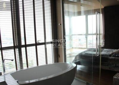 For SALE : The River / 3 Bedroom / 4 Bathrooms / 231 sqm / 55500000 THB [8930833]
