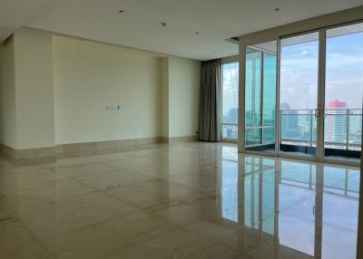 For SALE : The Infinity / 3 Bedroom / 3 Bathrooms / 229 sqm / 56000000 THB [6735648]