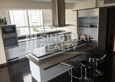 For SALE : Le Raffine Jambunuda Sukhumvit 31 / 3 Bedroom / 4 Bathrooms / 381 sqm / 59000000 THB [4633250]