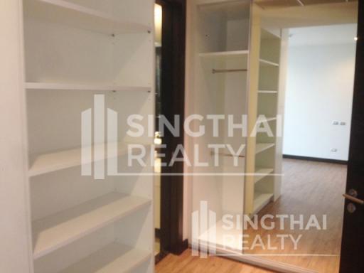 For SALE : Ideal 24 / 4 Bedroom / 5 Bathrooms / 327 sqm / 60000000 THB [4781081]