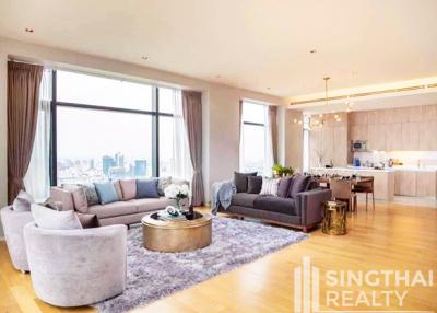 For SALE : Circle Living Prototype / 3 Bedroom / 2 Bathrooms / 235 sqm / 60000000 THB [7930562]