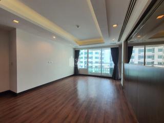 For SALE : Ideal 24 / 4 Bedroom / 5 Bathrooms / 326 sqm / 60000000 THB [9924690]