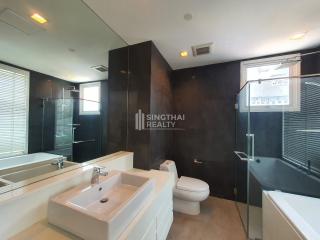 For SALE : Ideal 24 / 4 Bedroom / 5 Bathrooms / 326 sqm / 60000000 THB [9924690]