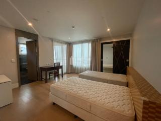 For SALE : Ideal 24 / 4 Bedroom / 5 Bathrooms / 326 sqm / 60000000 THB [9862148]