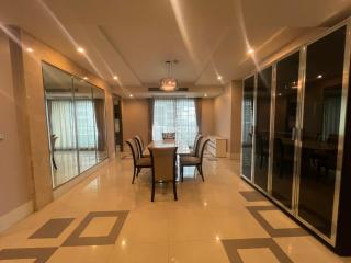 For SALE : Ideal 24 / 4 Bedroom / 5 Bathrooms / 326 sqm / 60000000 THB [9862148]