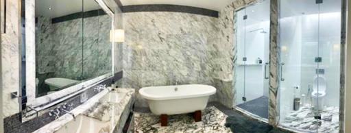 For SALE : The Ritz - Carlton Residences at MahaNakhon / 2 Bedroom / 3 Bathrooms / 126 sqm / 60000000 THB [S10061]