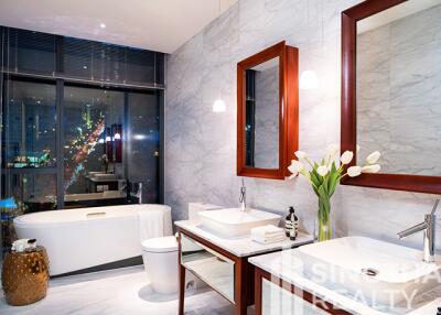 For SALE : KHUN by YOO inspired by Starck / 3 Bedroom / 3 Bathrooms / 140 sqm / 65600000 THB [7117462]