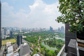 For SALE : 185 Rajadamri / 2 Bedroom / 2 Bathrooms / 164 sqm / 69000000 THB [S11145]