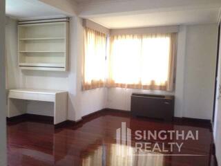 For SALE : House Thonglor / 3 Bedroom / 3 Bathrooms / 301 sqm / 70000000 THB [5400560]