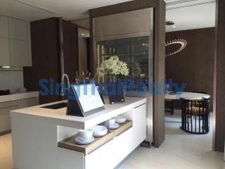 For SALE : House Huai Khwang / 4 Bedroom / 4 Bathrooms / 400 sqm / 72000000 THB [10637489]