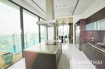 For SALE : Le Raffine Jambu Dvipa Sukhumvit 39 / 3 Bedroom / 3 Bathrooms / 405 sqm / 74000000 THB [8078180]