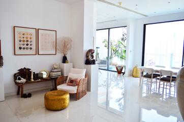 For SALE : Le Raffine Jambu Dvipa Sukhumvit 39 / 3 Bedroom / 3 Bathrooms / 404 sqm / 75000000 THB [6653381]