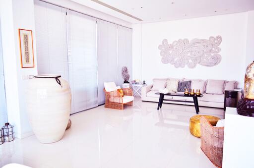 For SALE : Le Raffine Jambu Dvipa Sukhumvit 39 / 3 Bedroom / 3 Bathrooms / 404 sqm / 75000000 THB [6653381]