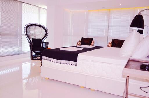 For SALE : Le Raffine Jambu Dvipa Sukhumvit 39 / 3 Bedroom / 3 Bathrooms / 404 sqm / 75000000 THB [6653381]