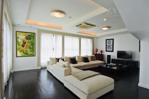 For SALE : Somkid Gardens / 2 Bedroom / 3 Bathrooms / 367 sqm / 78000000 THB [7069493]