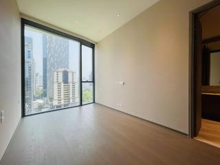 For SALE : SCOPE Langsuan / 2 Bedroom / 3 Bathrooms / 162 sqm / 85000000 THB [9981926]