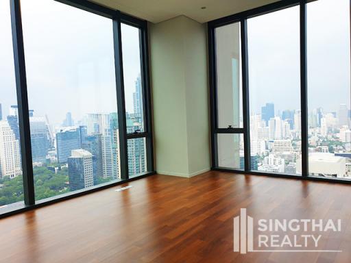 For SALE : The Residences at Sindhorn Kempinski Hotel Bangkok / 3 Bedroom / 3 Bathrooms / 337 sqm / 120000000 THB [8266464]