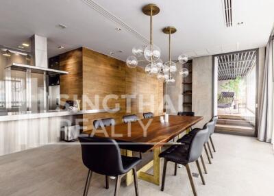 For SALE : Millennium Residence / 2 Bedroom / 3 Bathrooms / 378 sqm / 140000000 THB [4549781]