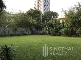 For SALE : House Thonglor / 4 Bedroom / 3 Bathrooms / 351 sqm / 140000000 THB [5059592]