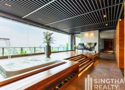 For SALE : Millennium Residence / 2 Bedroom / 3 Bathrooms / 378 sqm / 140000000 THB [8302548]
