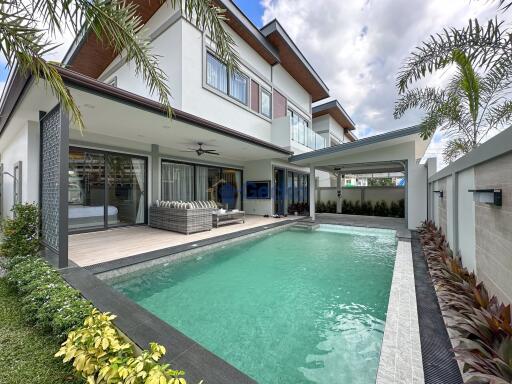 4 Bedrooms House in Zensiri Midtown Villas Central Pattaya H010731