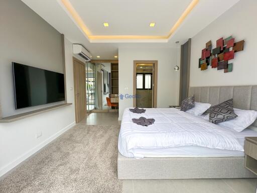 4 Bedrooms House in Zensiri Midtown Villas Central Pattaya H010731