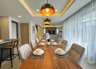 3 Bedrooms House in Zensiri Midtown Villas Central Pattaya H010732