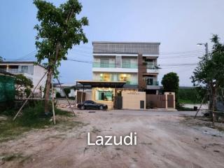 Building 3 Stories 468 Sqm. Banglamung Pattaya.