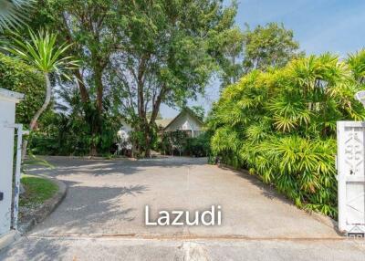 Luxury Family Pool Villa On Golf Course